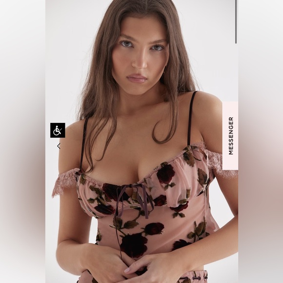 House of CB GRACIELA
DUSTY PINK DEVORE TOP - Picture 2 of 9